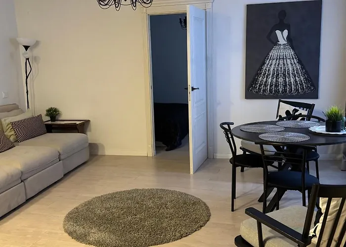 Located Old Town فيلنيوس