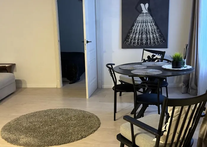 Located Old Town Appartement *